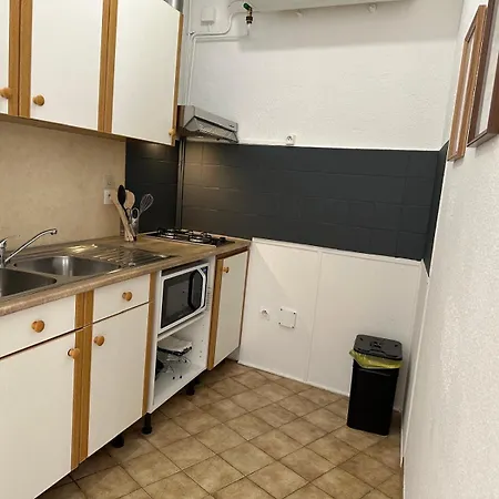 דירה T2, 4 Couchages Avec Balcon, Proche De La Cure Thermale, Centre-ville *
